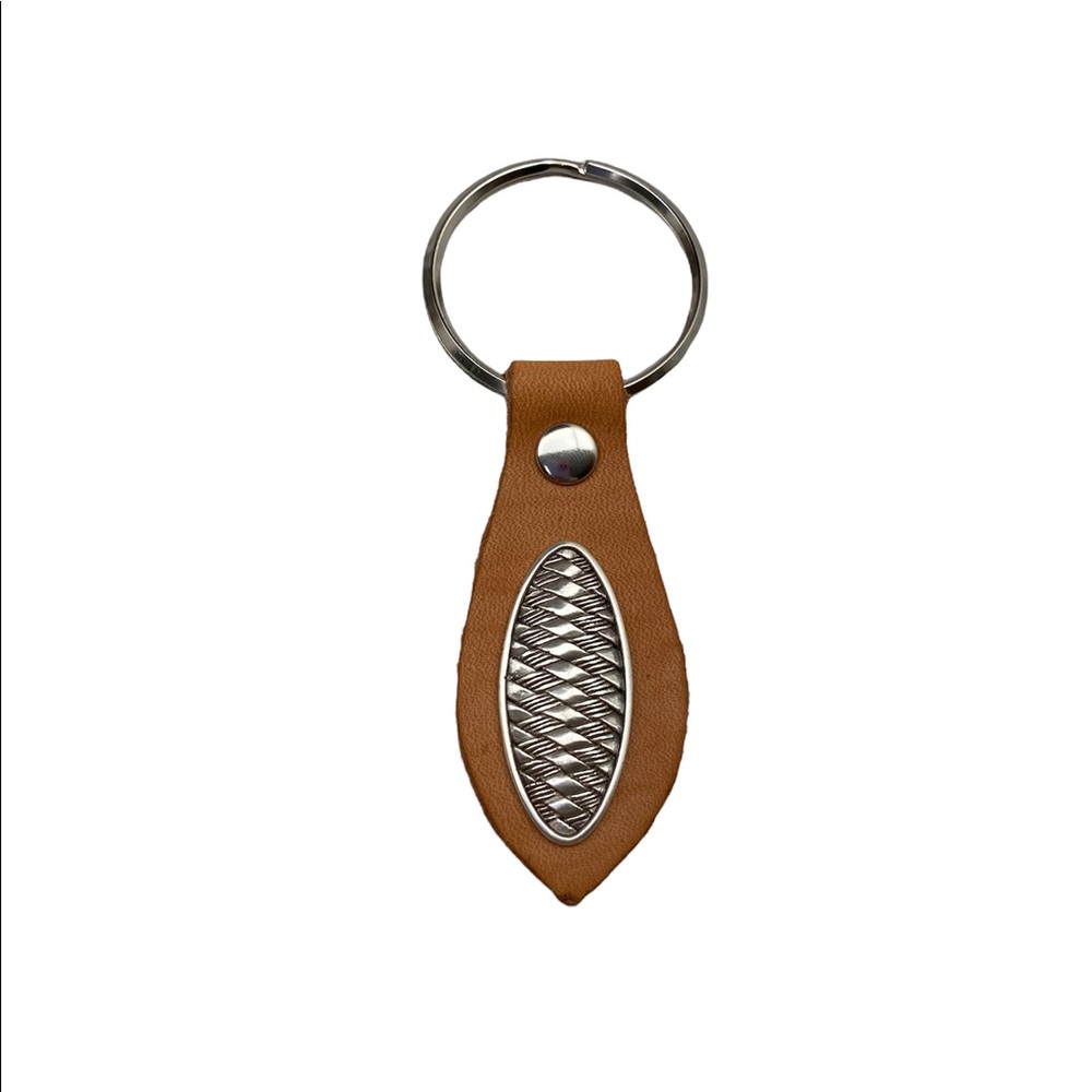 Raviani NWT Western Concho Leather Keychain